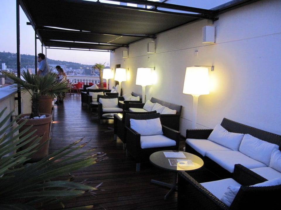 Terrasbar Hotel H10 Montcada