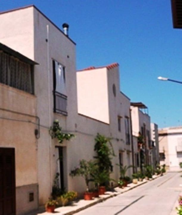 Esterno domus Apartments Mediterranea Domus