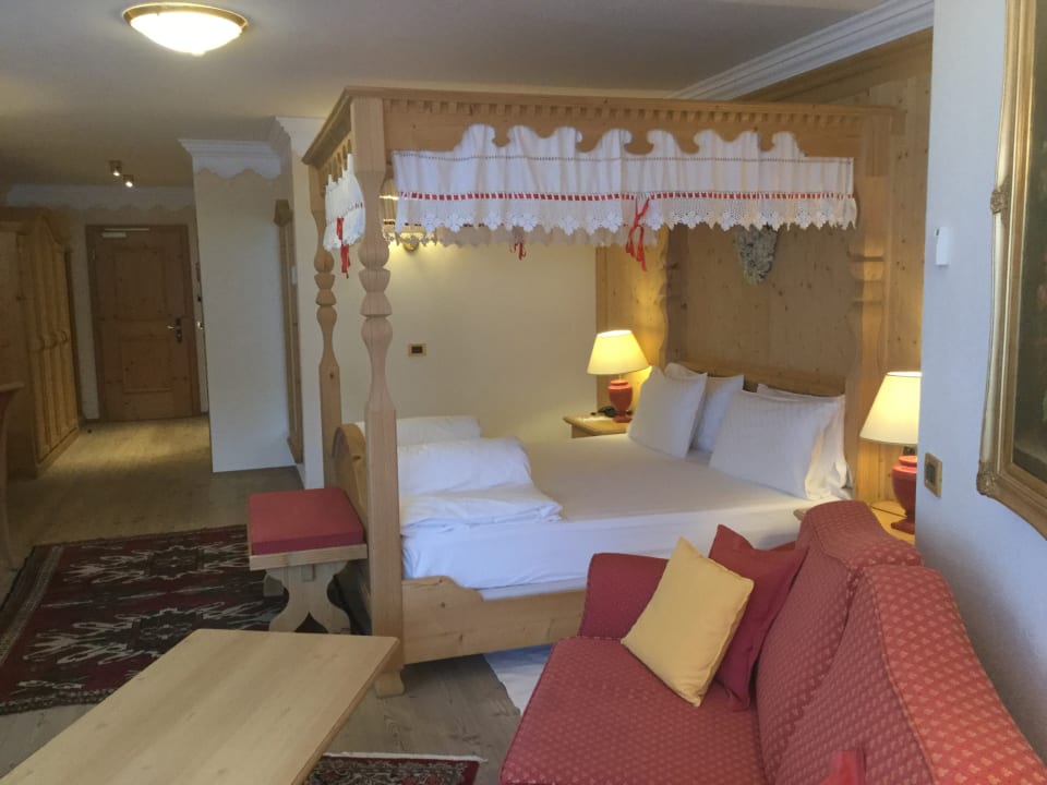 Zimmer Hotel Sassongher