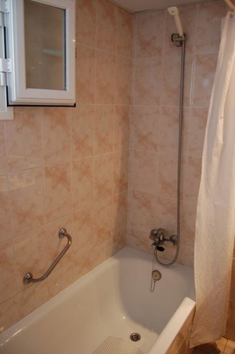 Zimmer 402 - Das Bad 2 BQ Apolo Hotel