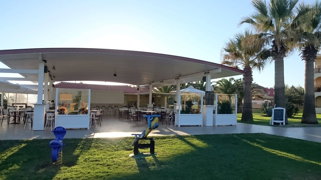 Strandbar Vantaris Luxury Beach Resort