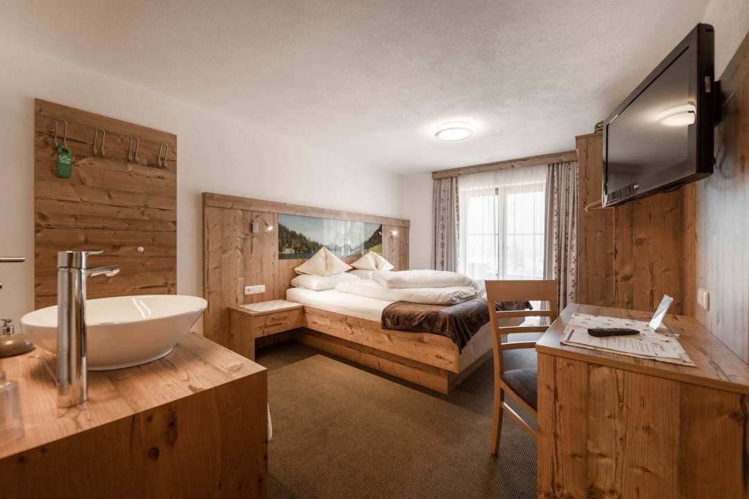 Zimmer Pension Garni Alpenhof
