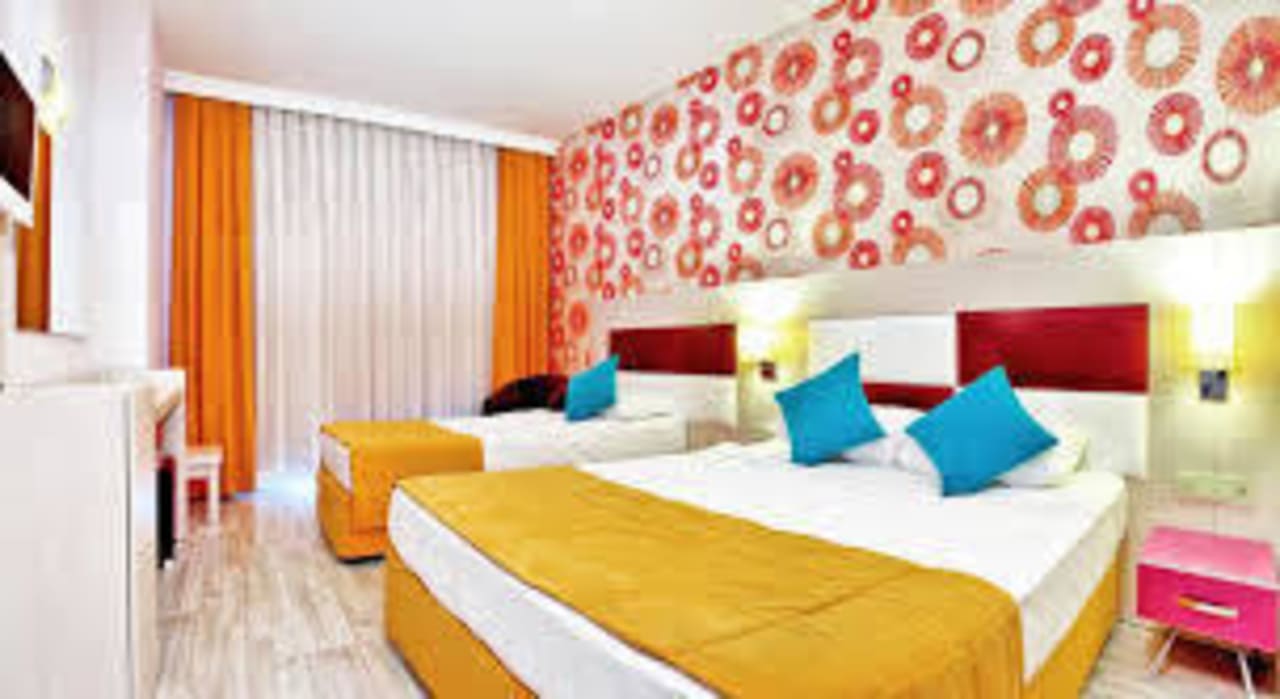 Room Ramada Resort by Wyndham Side