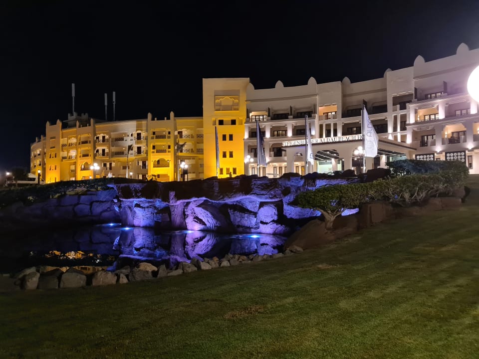 Außenansicht Steigenberger ALDAU Beach Hotel