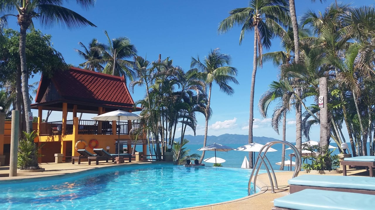 Pool mit Meerblick Pinnacle Samui Resort