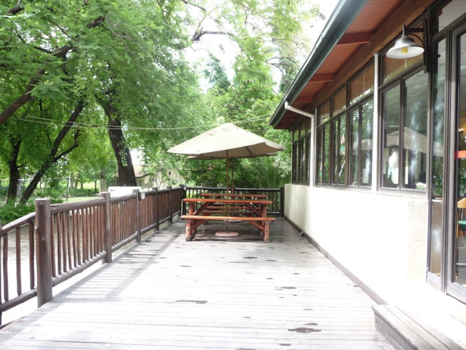 Terrasse Restaurant Riley's Hotel