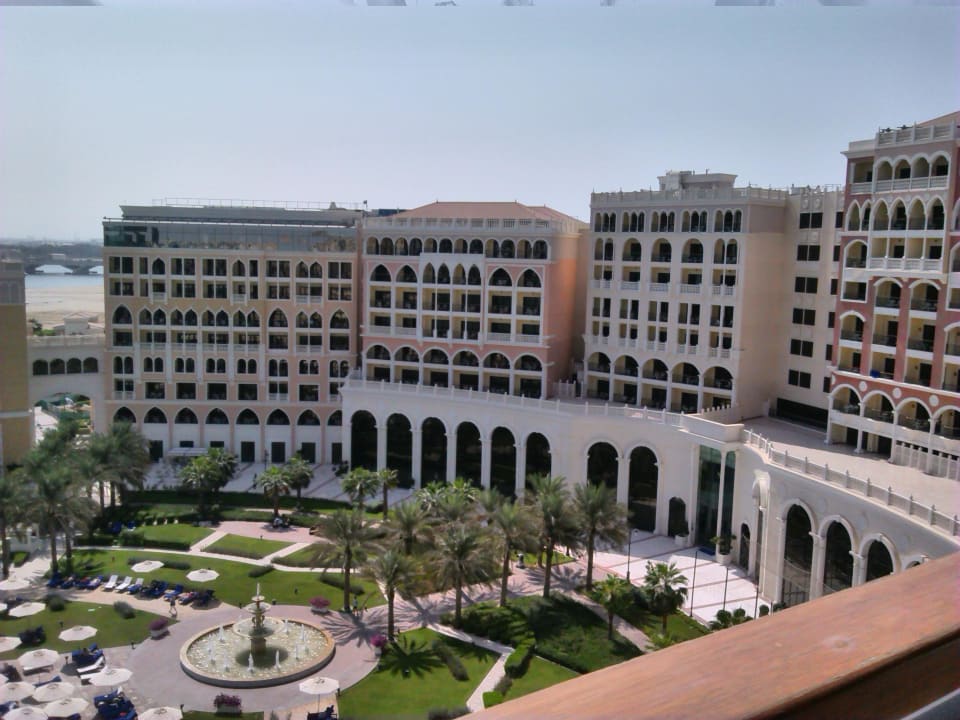 Hotelanlage The Ritz Carlton Abu Dhabi Grand Canal Abu Dhabi Holidaycheck Abu Dhabi