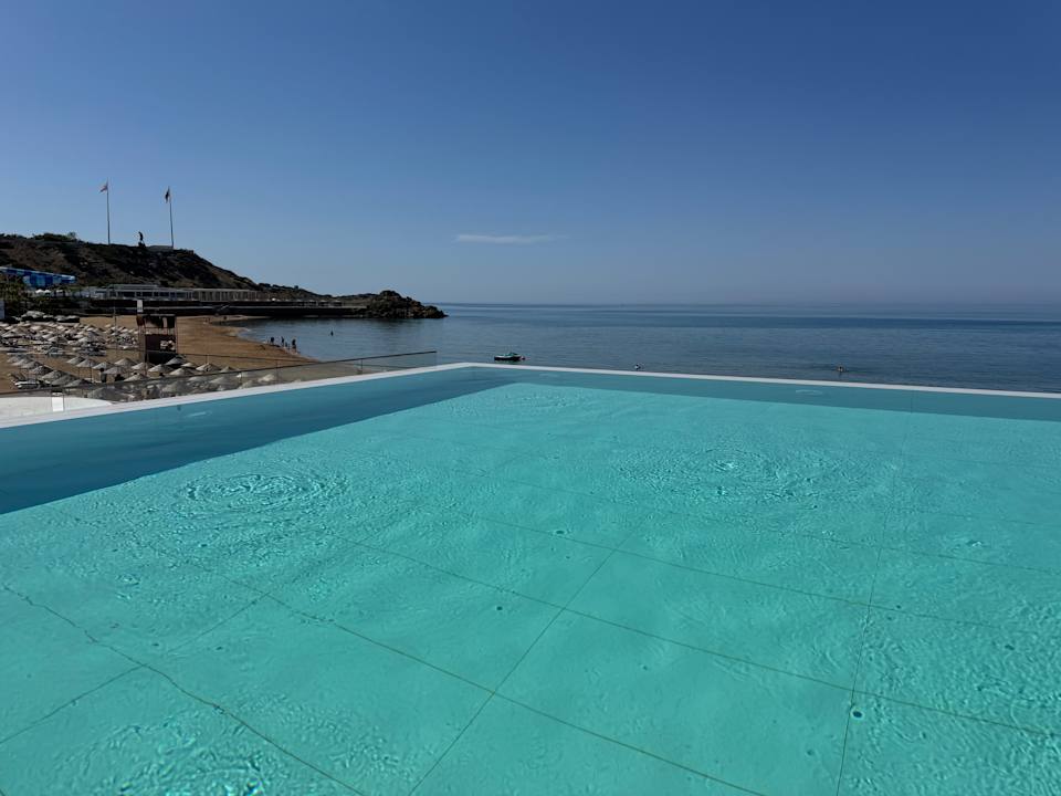 Pool Acapulco Beach Club & Resort