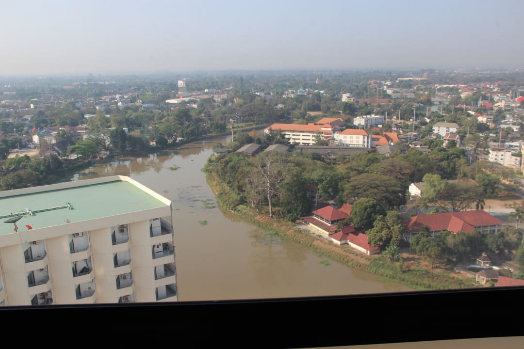 Ausblick von Zimmer 2220 Hotel Holiday Inn Chiangmai