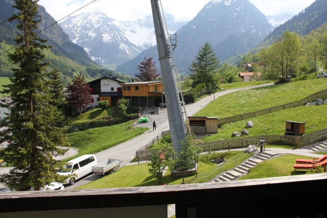 Vom Balkon geradeaus Familienhotel Lagant