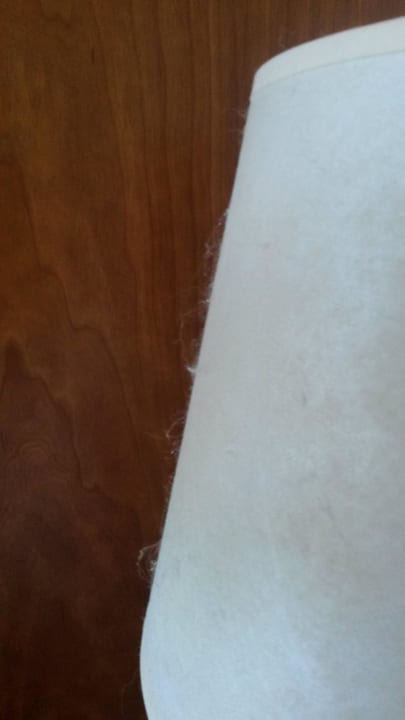 Der Lampenschirm über dem Bett. Seminaris Seehotel Potsdam