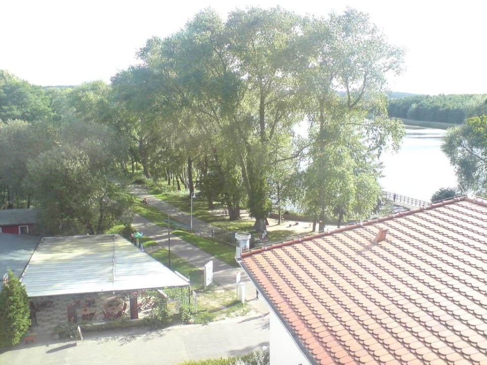 Zu sehen der Kölpinsee  Strandhotel Seerose