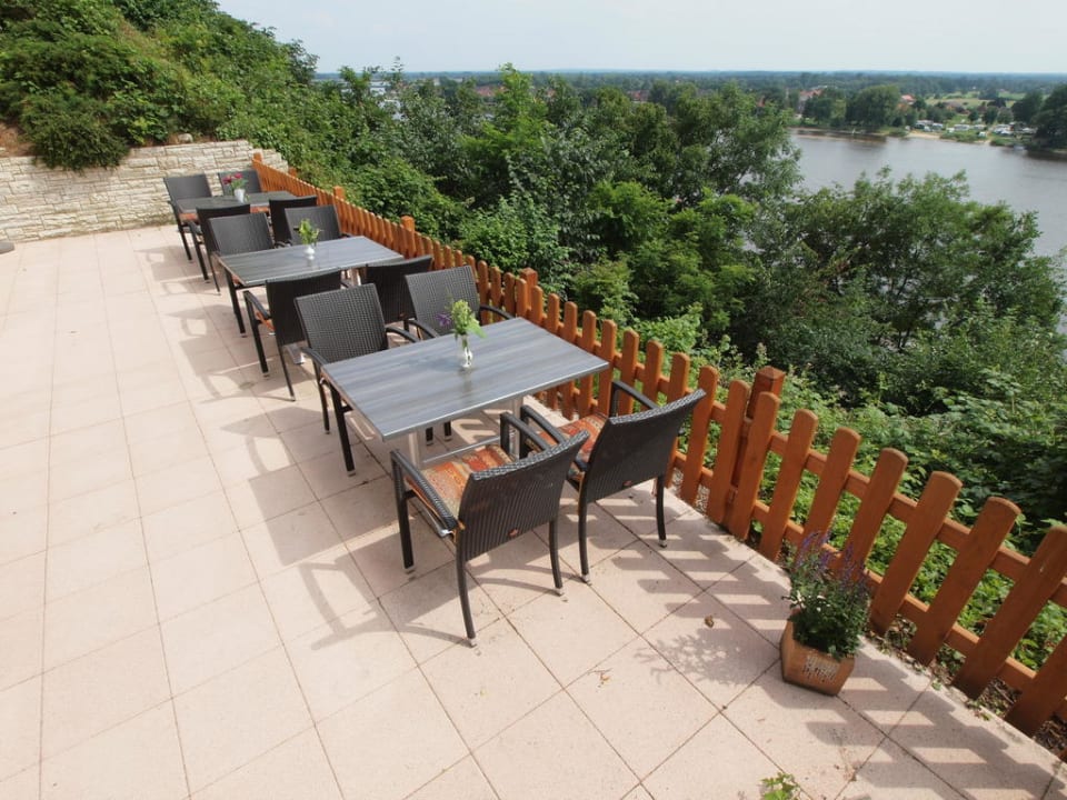 Elb-Terrasse Hotel Bellevue