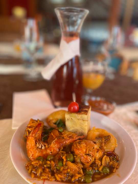 Gastro Marina Playa Suite Hotel