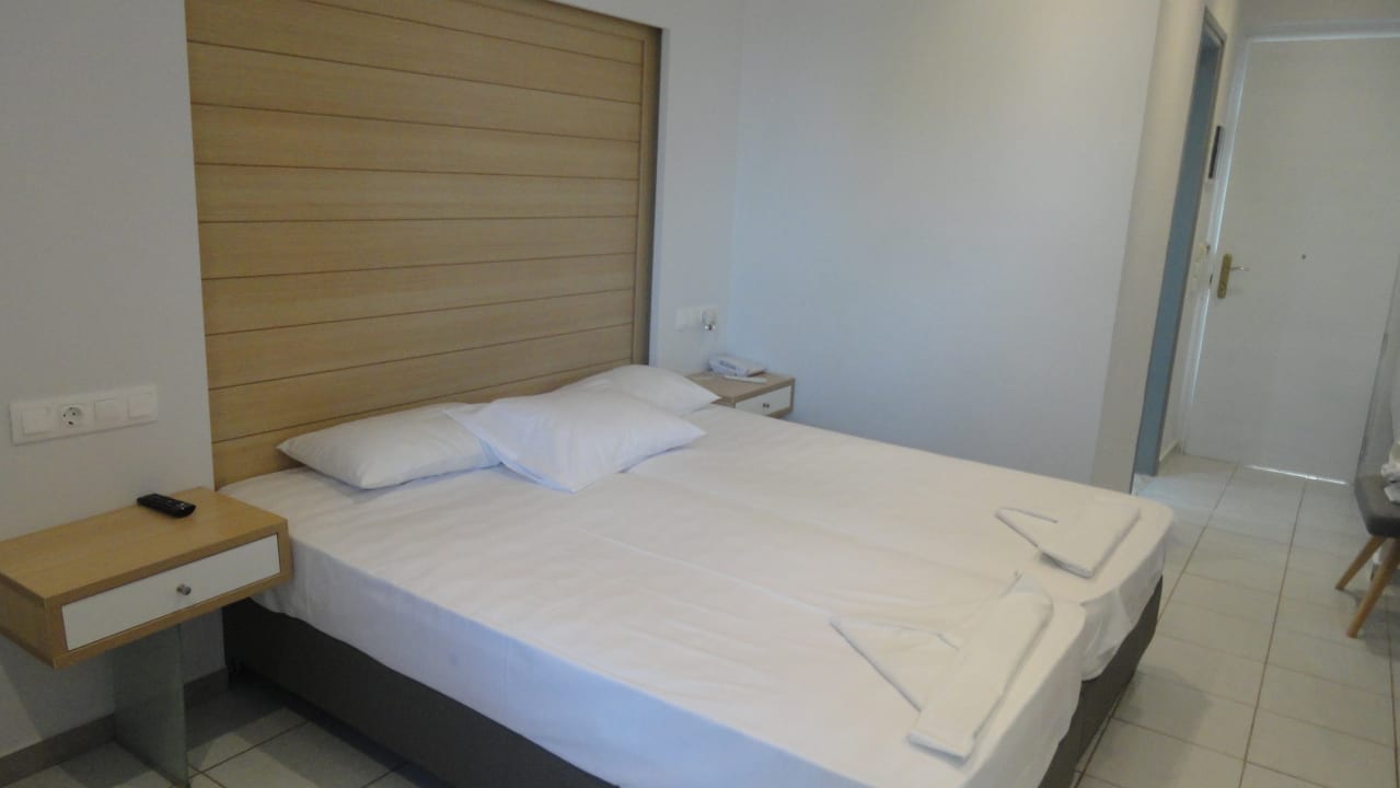 Zimmer HARPIN Happy Days Beach Hotel