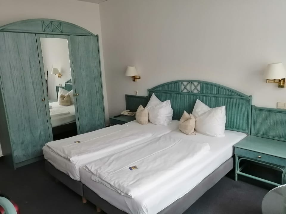Zimmer Hotel Amadeo