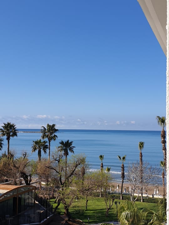 Strand Side Star Beach