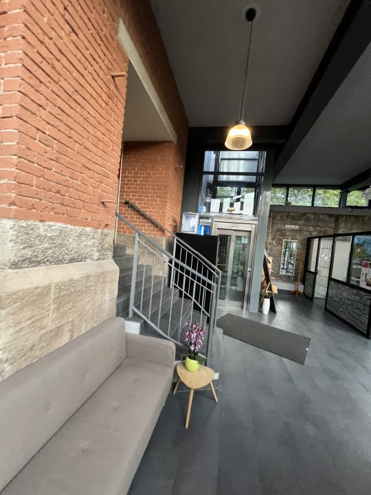 Lobby Stadt-gut-Hotel Fronveste - Das Alte Knasthaus