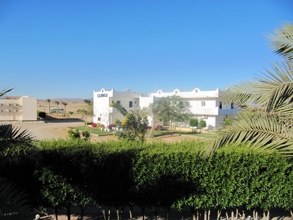 Widok z korytarza Three Corners Sea Beach Resort