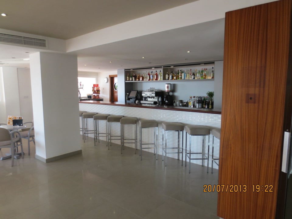 Bar BQ Apolo Hotel