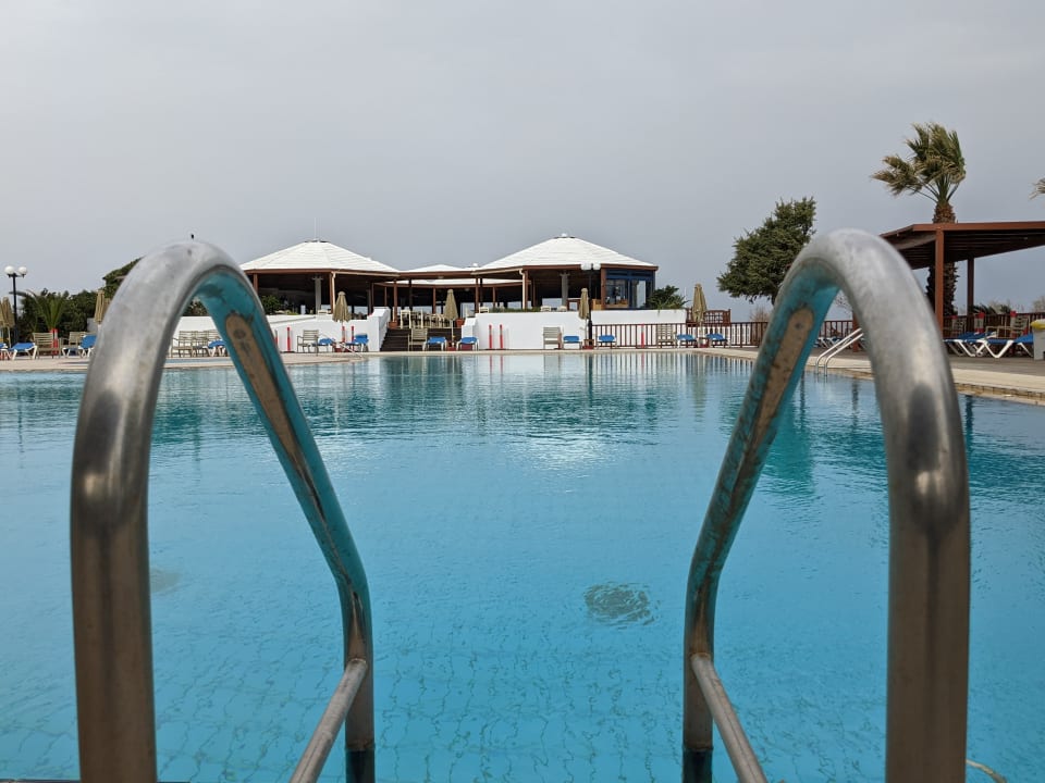 Pool Apollonia Beach Resort & Spa