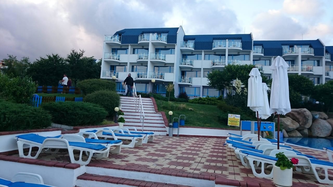Außenanlage Hotel Sineva Beach