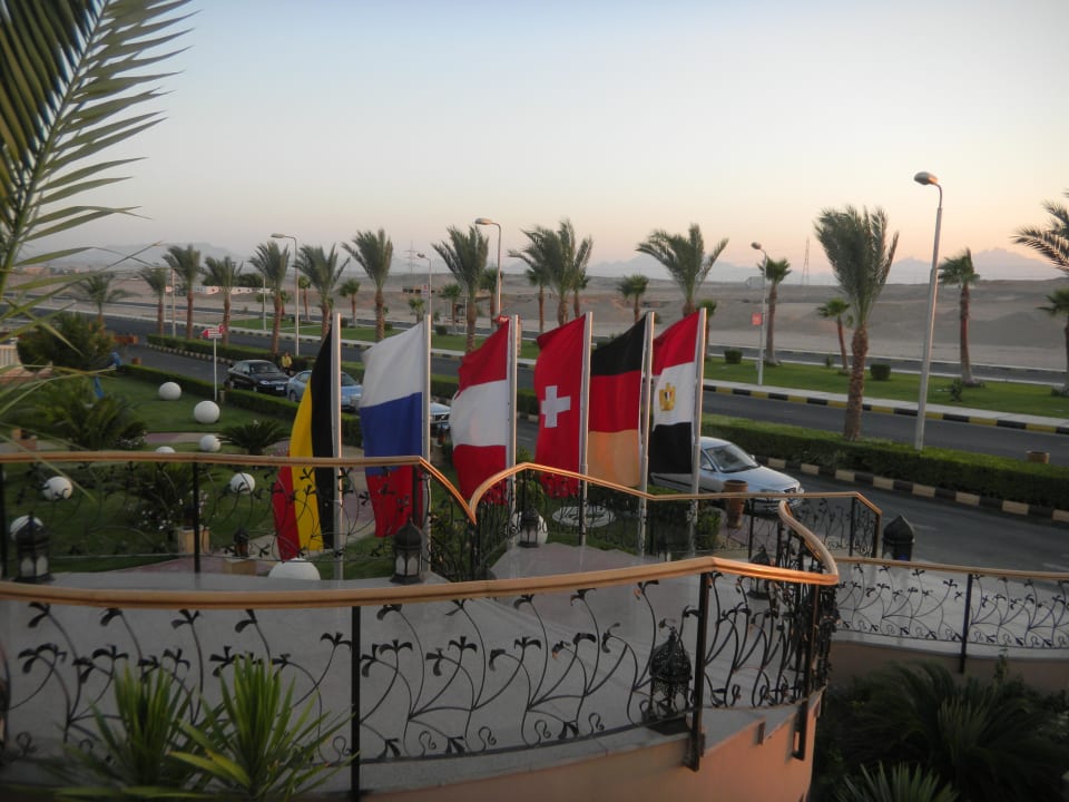 Hoteleingang Pickalbatros Palace Resort