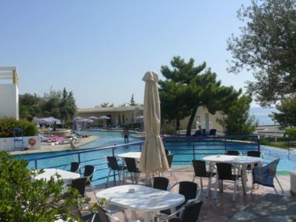 Poolbar alltoura Club Hotel Porto Angeli Beach Resort