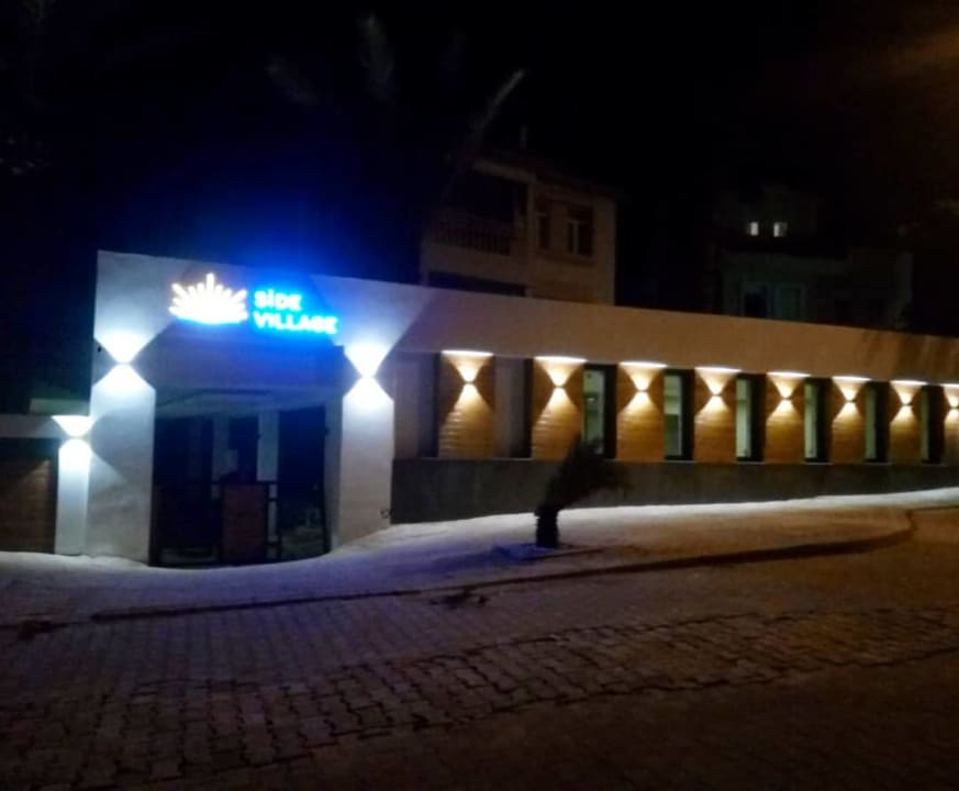 Außenansicht Side Village Hotel