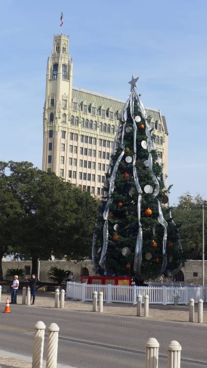 EMILY MORGAN HOTEL, SAN ANTONIO, TX The Emily Morgan San Antonio - a DoubleTree by Hilton Hotel