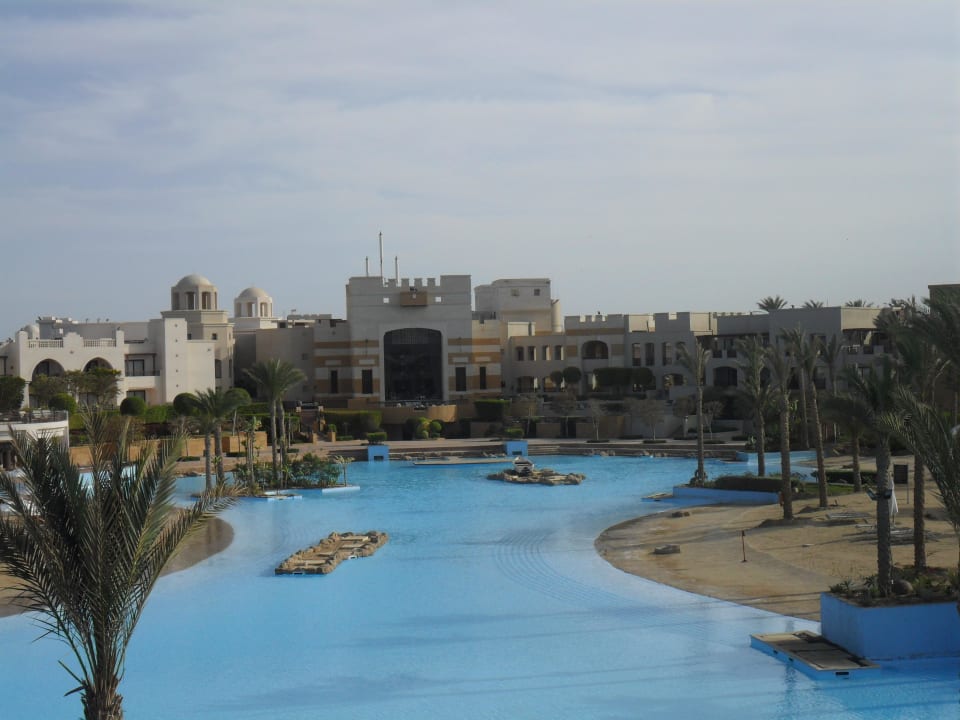 La laguna vista dalla torre Pickalbatros Sands Hotel - Port Ghalib
