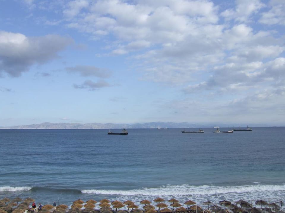 Strand Avra Beach Resort Hotel & Bungalows