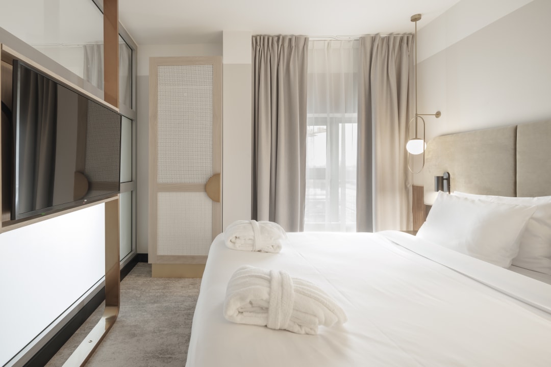 Zimmer Royal Tulip Sand