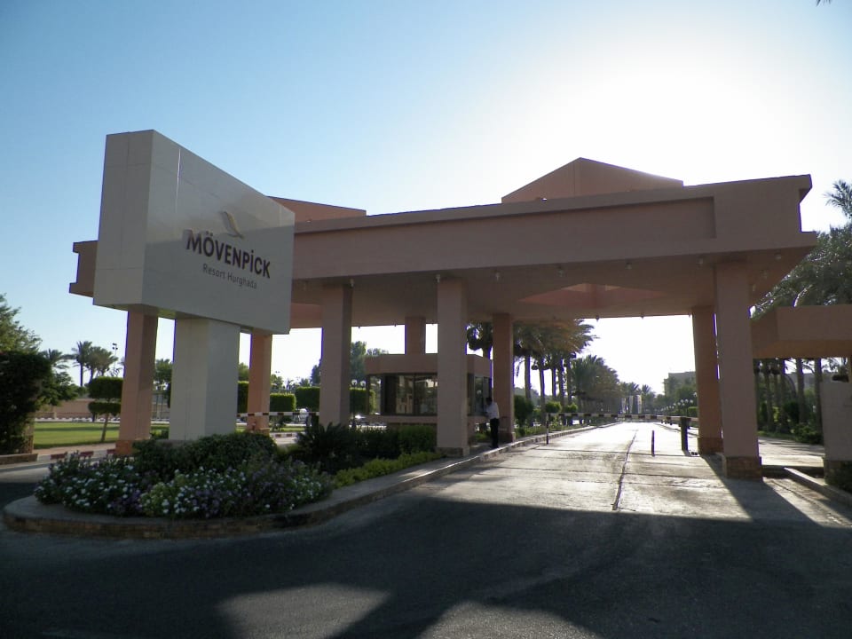 Eingang Continental Hotel Hurghada