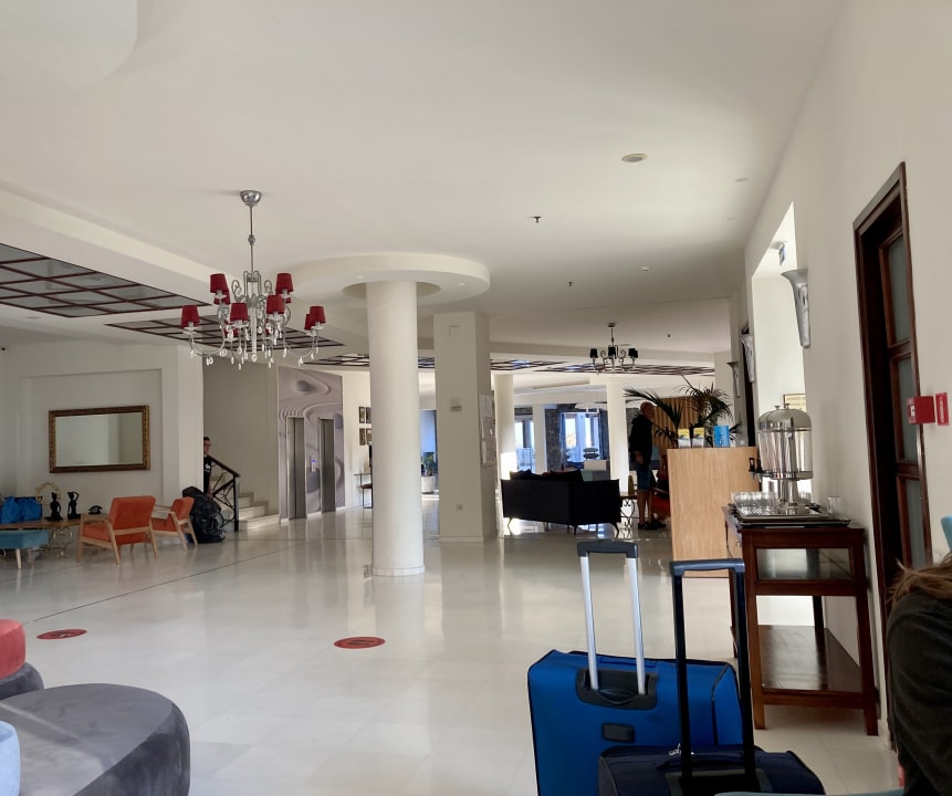 Lobby Hotel Aphrodite Beach Club