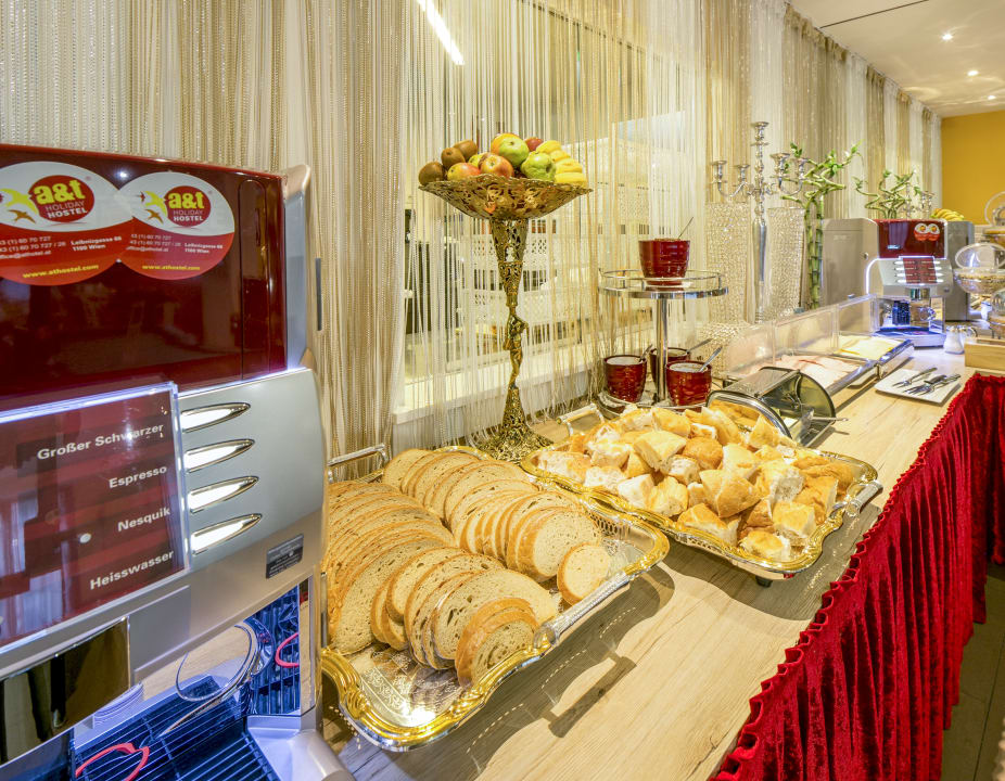 Restaurant A&T Hostel