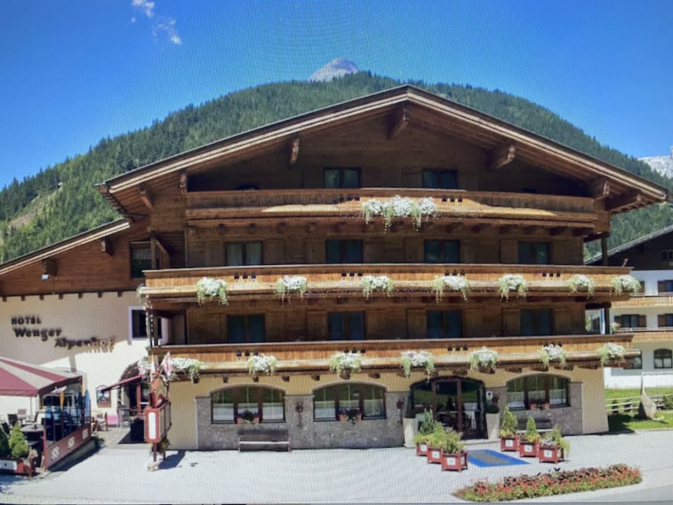 Außenansicht Wenger Alpenhof