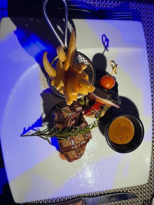 Gastro Miramar Al Aqah Beach Resort