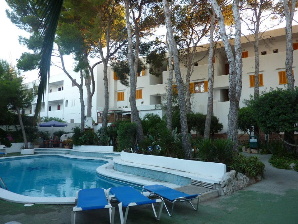 Kleiner Pool im Hotelbereich Pins D'or Gavimar Ariel Chico Club & Resort