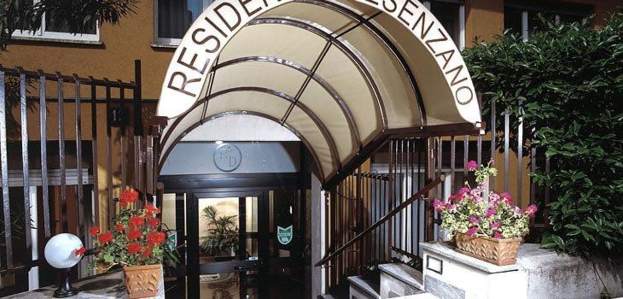 Entrata Residence Desenzano Residence Desenzano
