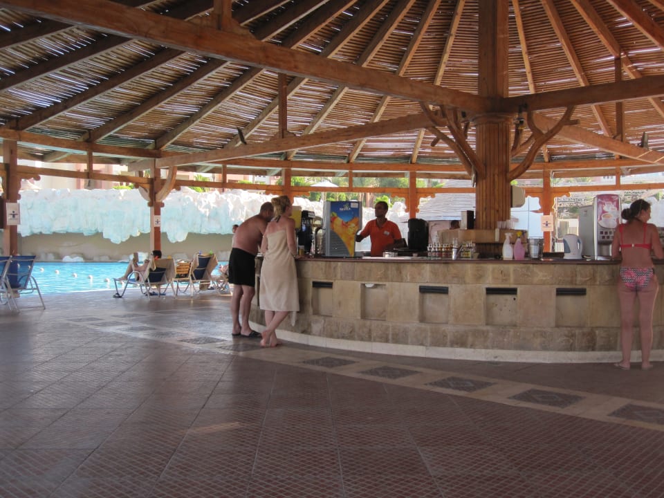 Pool Serenity Alpha Beach