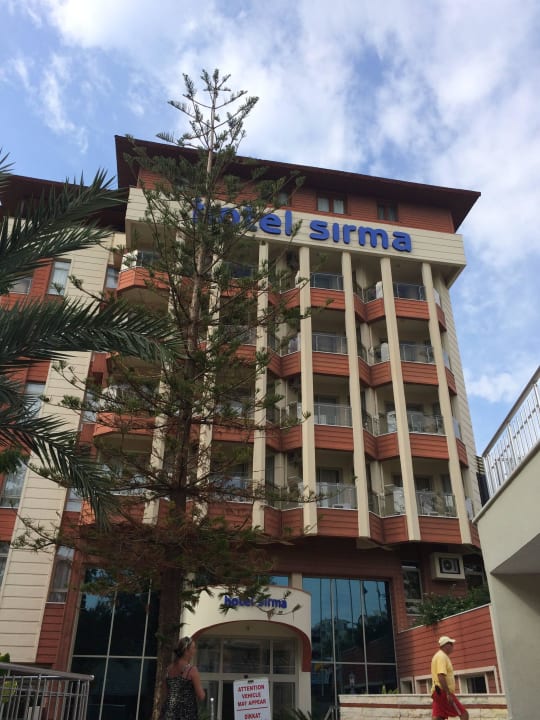 Haupthaus Hotel Sirma