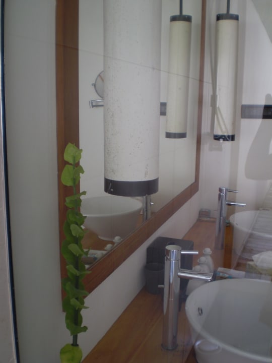 JBV 104 Meeru Maldives Resort Island