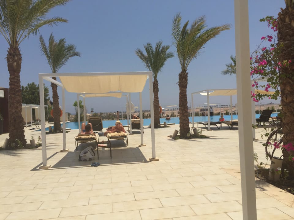 Ausblick auf den Pool Steigenberger Makadi Hotel - Adults only