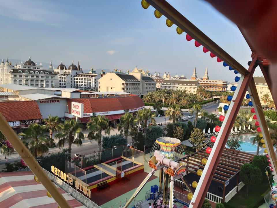 Außenansicht Royal Taj Mahal Hotel