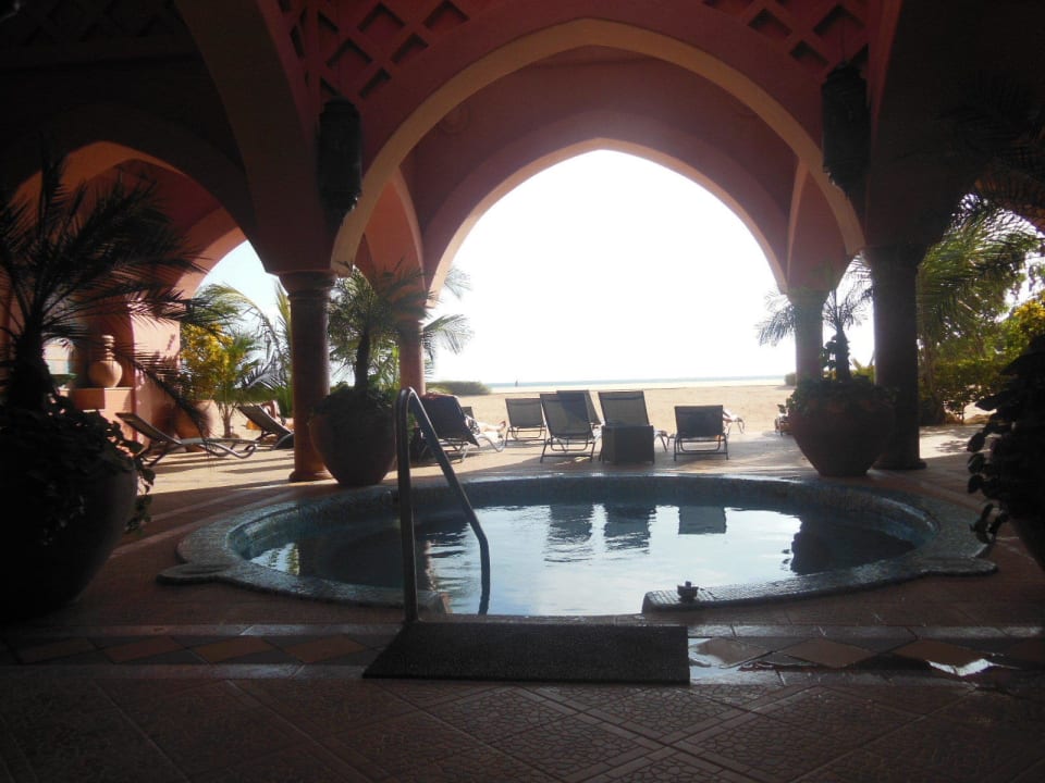Whirlpool im Spa-Bereich Hotel Riu Touareg