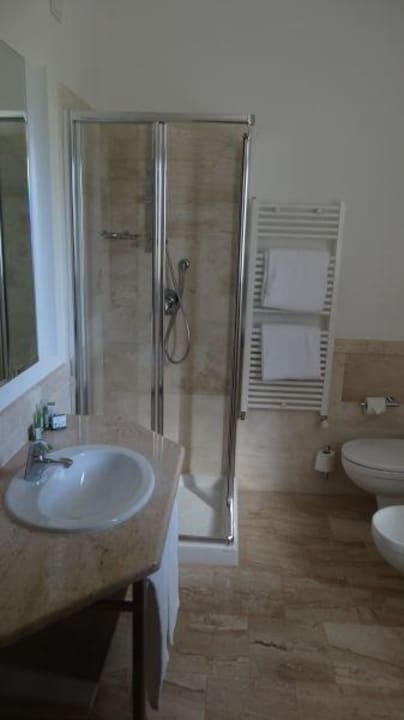 Hochwertige Badezimmer Grande Baia Resort & Spa