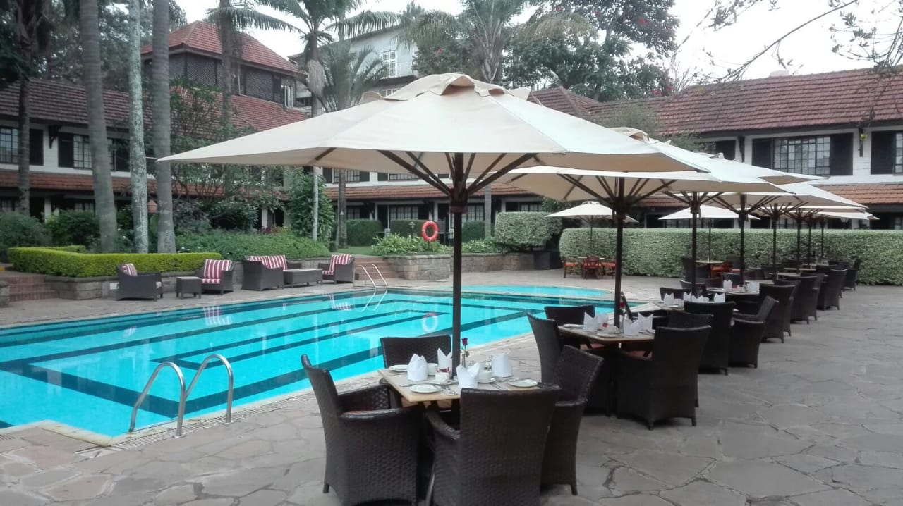 Pool Hotel Southern Sun Mayfair