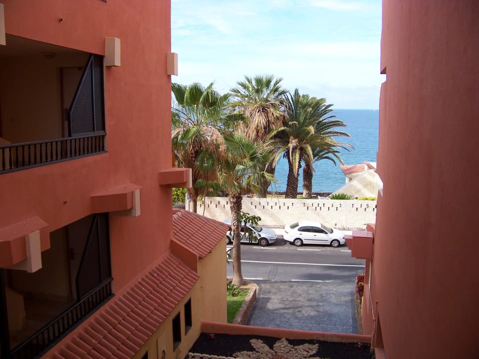 Galeriegang vor dem Aufzug HOVIMA Jardin Caleta