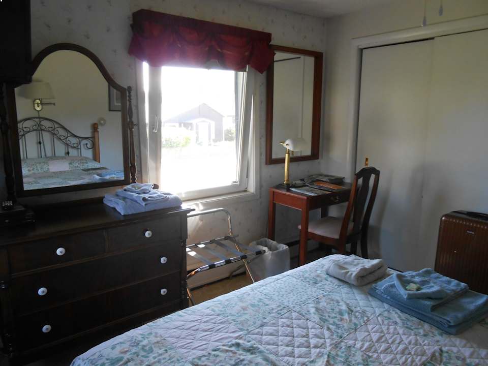 DZ links Bed & Breakfast A Downtown Log Cabin Hideaway